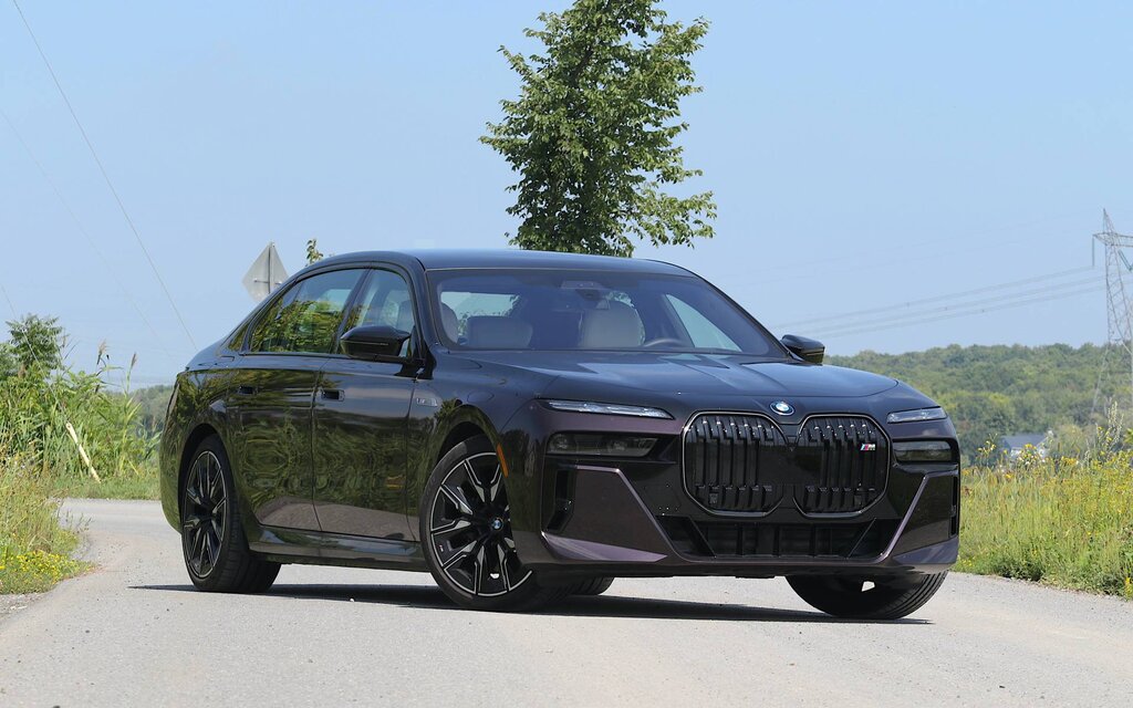 2025 BMW i7