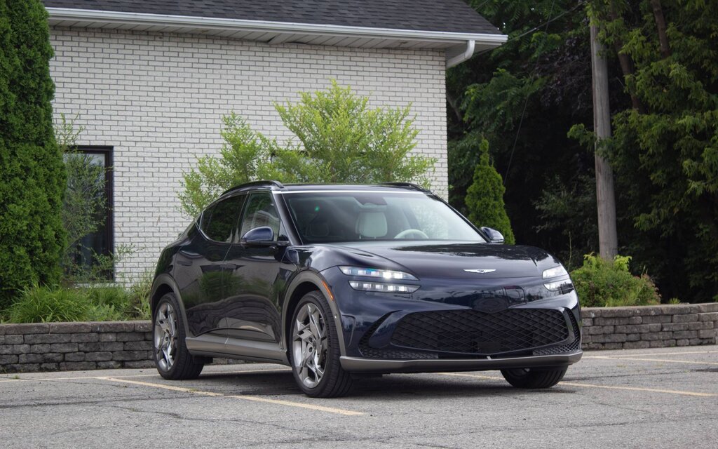 2025 Genesis GV60