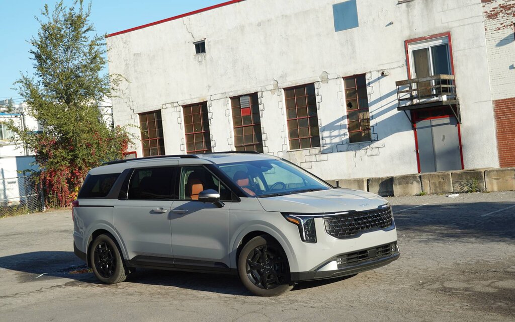 2025 Kia Carnival