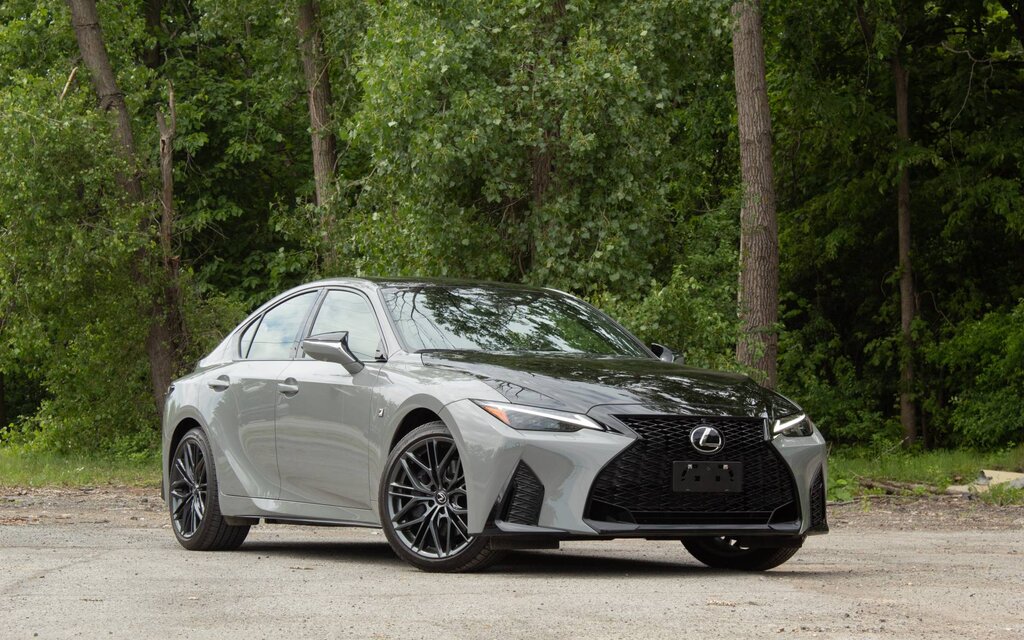 2025 Lexus IS