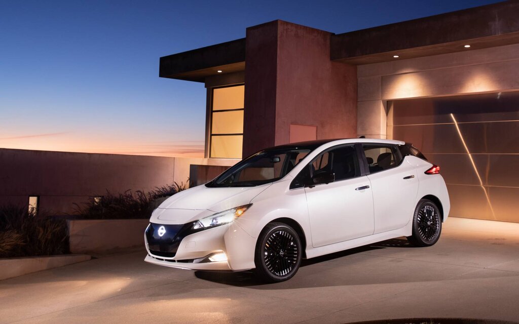 2025 Nissan LEAF