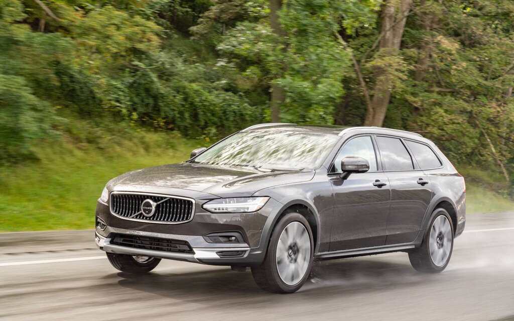 2025 Volvo V90