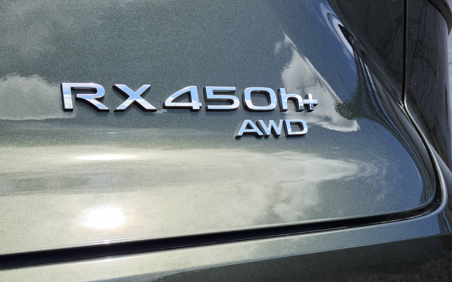 <p>Lexus RX 450h+</p>