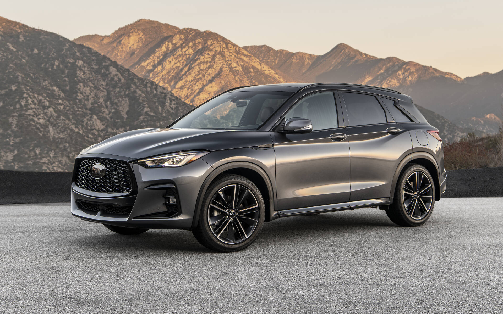 <p>Infiniti QX50</p>